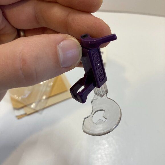 The Original Big Foot for Free Motion Machine Quilting ~ For Low Shank & Pfaff - Picture 8 of 9